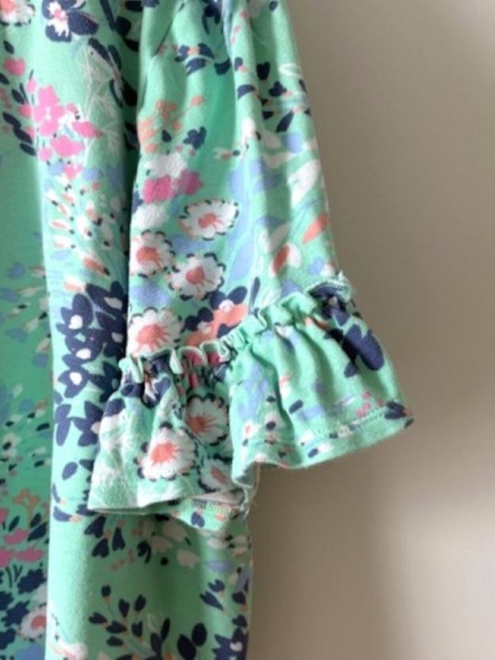 Kim Rogers Sage Green Floral Short Sleeve Top with Ruffled Sleeves